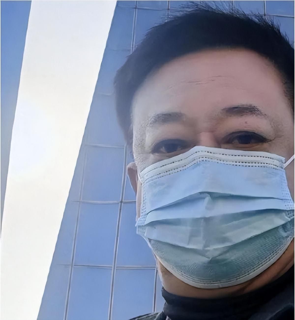 詹姆斯愿底薪加盟！超12支球队联系！