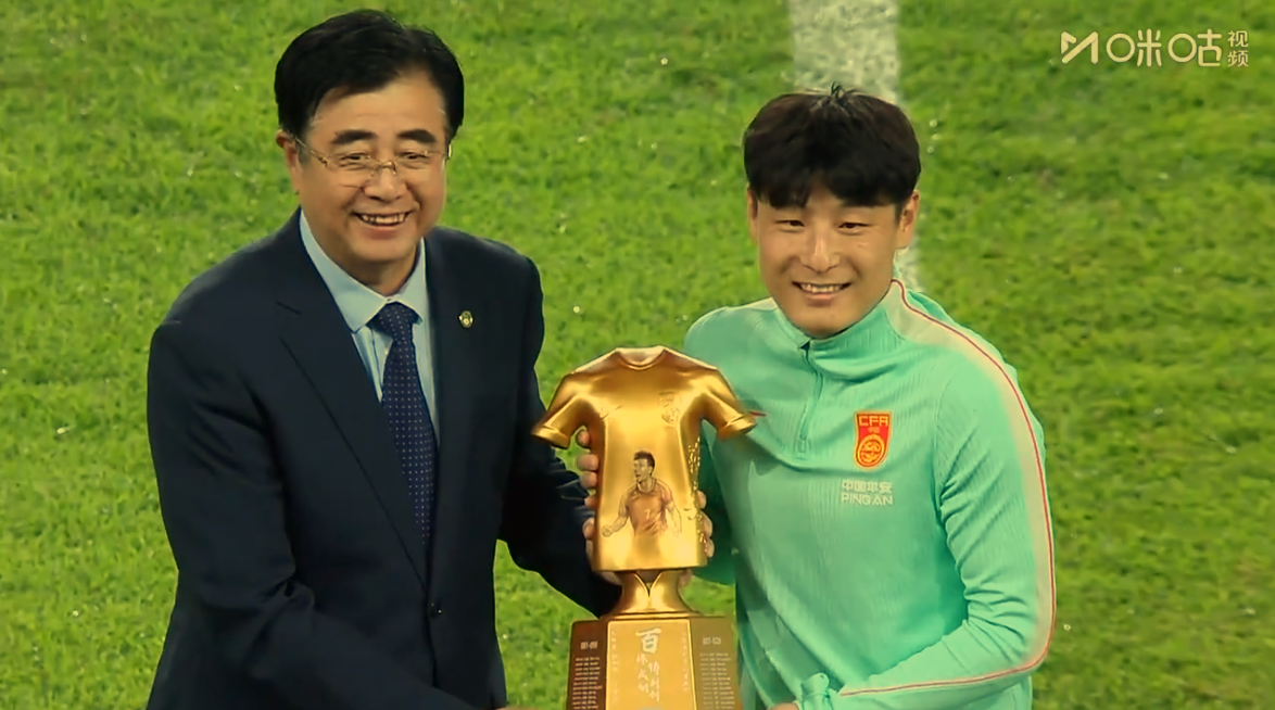 完美体育恩佐:梅西是历史第一人! 完美体育恩佐:梅西是历史第一人!