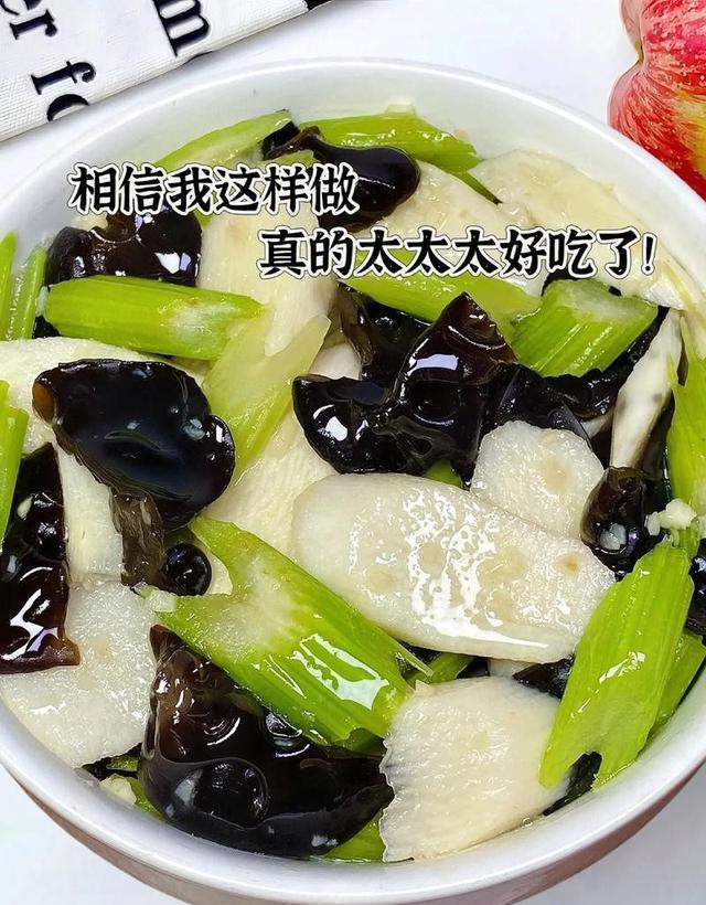 纯纯毒奶,歌手苏醒预测今日世界杯三场比赛全部错误 纯纯毒奶,歌手苏醒预测今日世界杯三场比赛全部错误