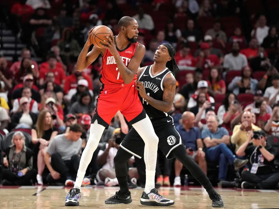 NBA | 杨瀚森背靠背仅得1分,约基奇三场三双创纪录